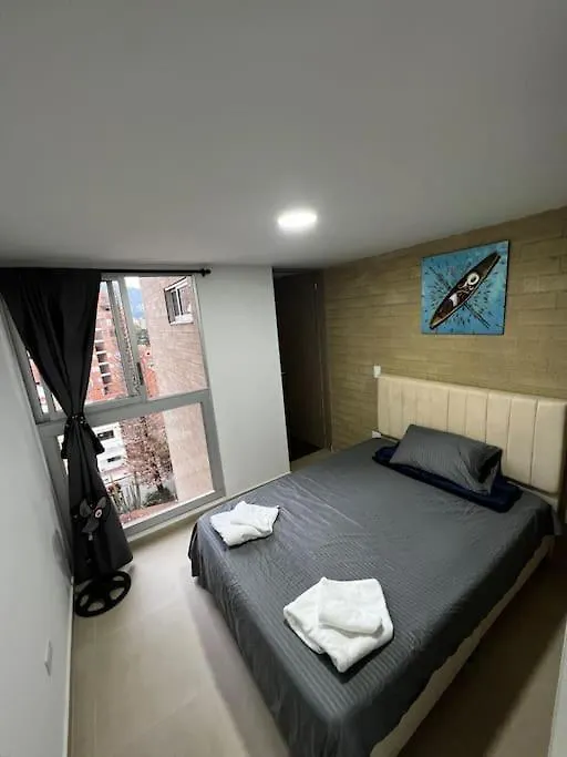 Exclusivo Apartamento Con Piscina Y Parqueadero 602 Μεντεγίν 0*,